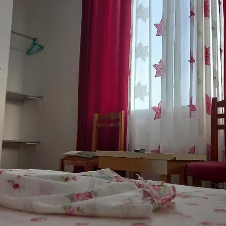 Lion'S Rooms Apartamento Vlorë